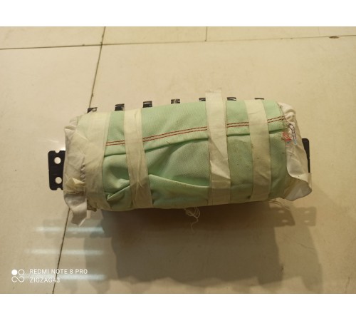 Подушка безопасности пассажира