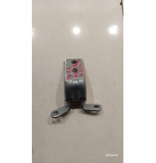 Петля двери(передняя левая верхняя)