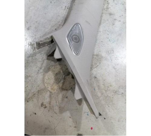 Обшивка стойки лобового стекла левая с динамиком