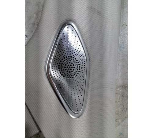 Обшивка стойки лобового стекла левая с динамиком