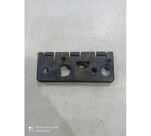 Кронштейн(крепление) переднего бампера правый