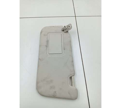 Козырёк левый