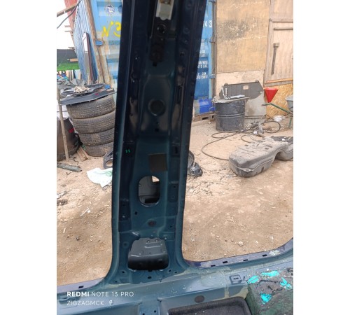 Порог со стойкой правый