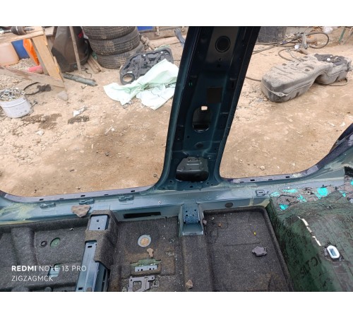 Порог со стойкой правый