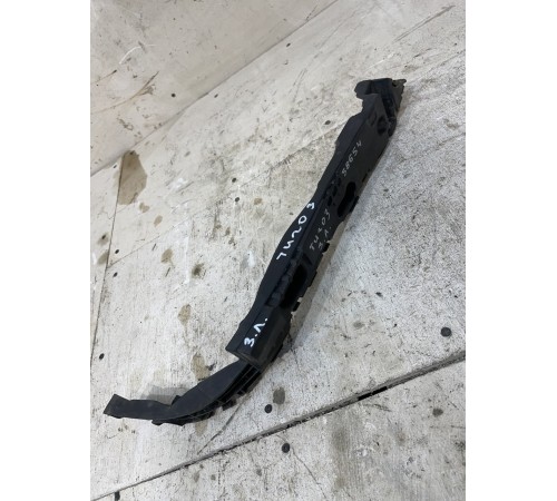 Кронштейн заднего бампера левый