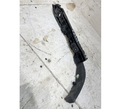 Кронштейн заднего бампера левый