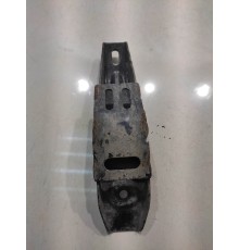 Кронштейн подрамника (задний, левый)