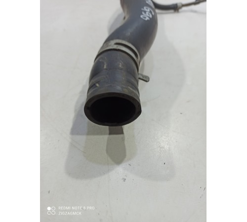 Патрубок системы охлаждения