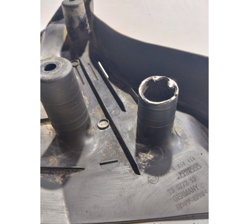 Защита днища (задняя правая)