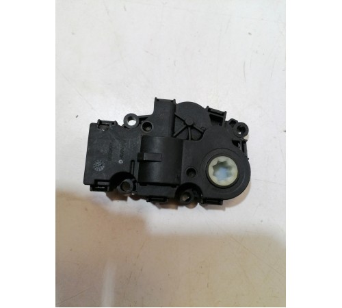 Моторчик заслонок отопителя