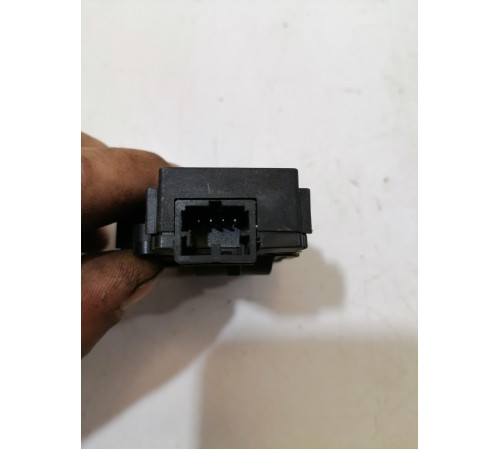 Моторчик заслонок отопителя