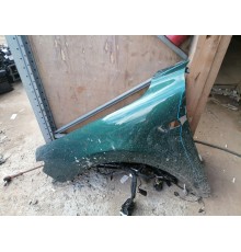 Крыло переднее левое