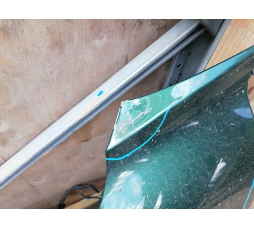 Крыло переднее левое