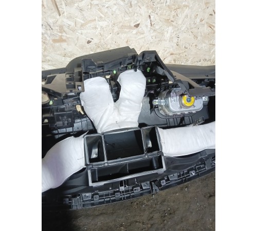 Торпедо с подушкой безопасности пассажира