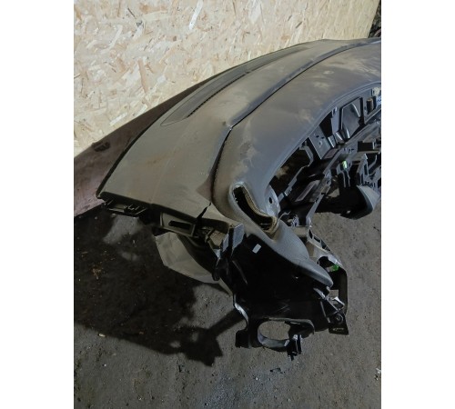 Торпедо с подушкой безопасности пассажира