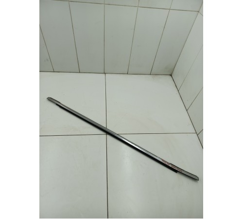 Уплотнитель стекла двери задний левый внешний