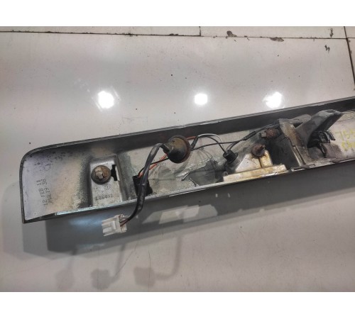 Накладка крышки багажника