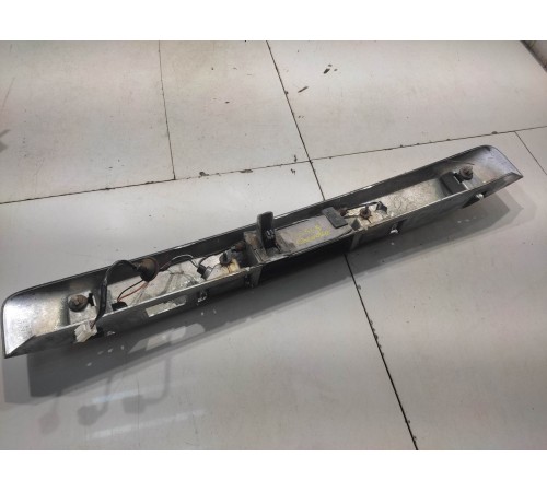 Накладка крышки багажника