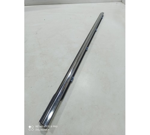 Уплотнитель стекла (задний левый наружный)