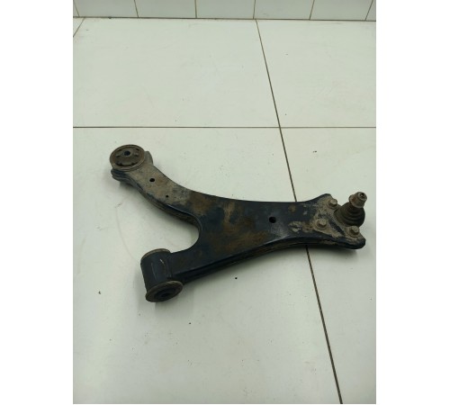 Рычаг подвески передний левый