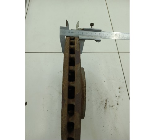 Диск тормозной передний 