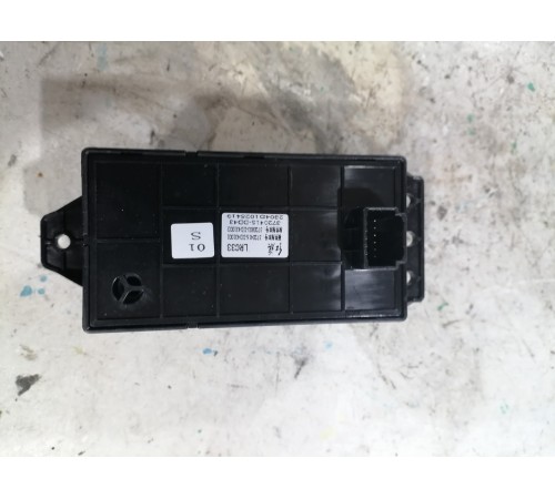 Блок кнопок многофункциональных центральной консоли