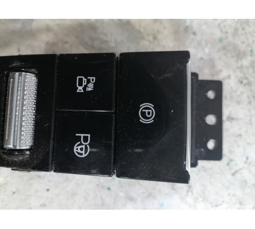 Блок кнопок многофункциональных центральной консоли