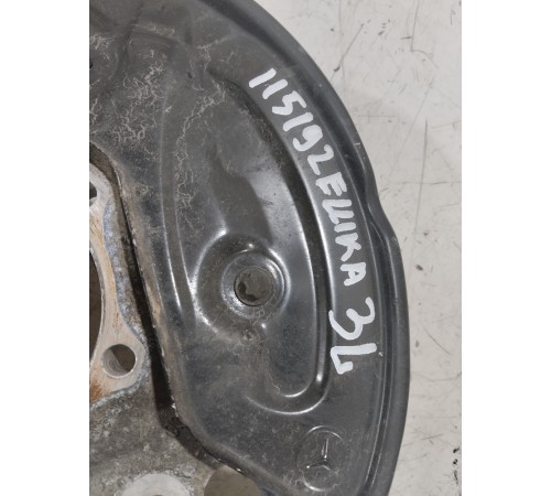 Поворотный кулак задний левый