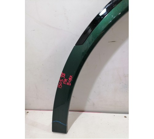 Накладка крыла передняя правая