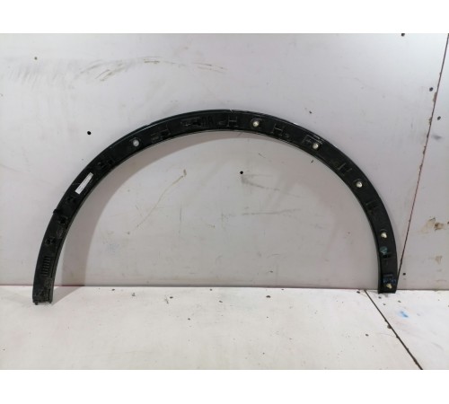 Накладка крыла передняя правая