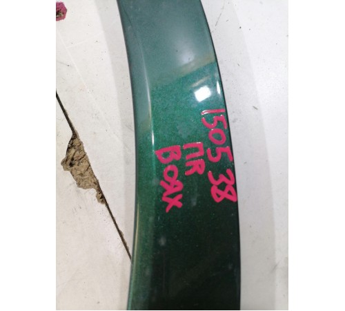 Накладка крыла передняя правая