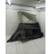Обшивка багажника правая
