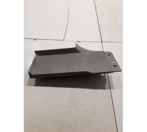 Накладка двери передняя