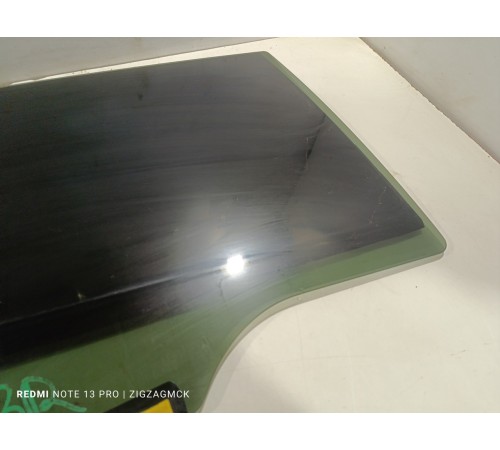 Стекло Двери Заднее Правое.