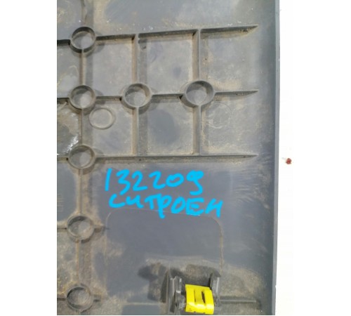 Накладка на торпедо 