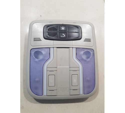 Плафон внутреннего освещения передний