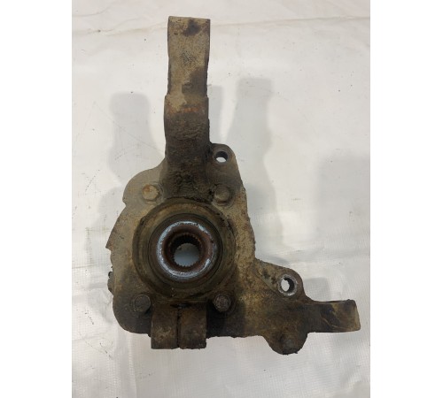 Кулак поворотный перед. прав.