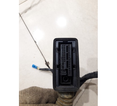 Электропроводка двери (передняя левая)