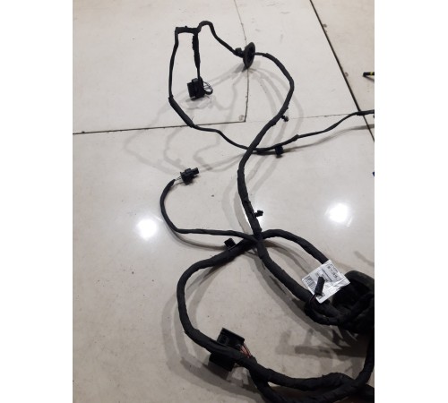 Электропроводка двери (передняя левая)