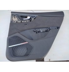 Обшивка двери (задняя правая)