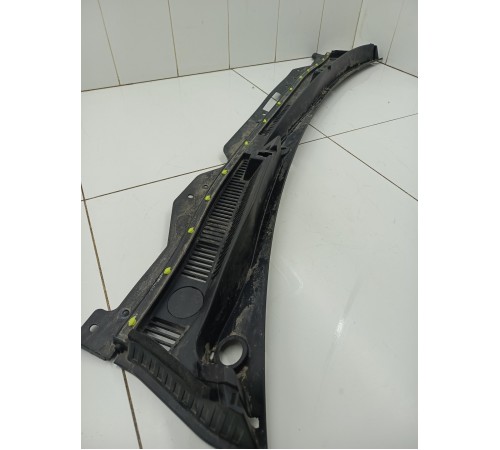 Жабо (решетка) под лобовое стекло