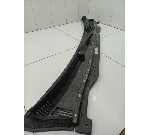 Жабо (решетка) под лобовое стекло