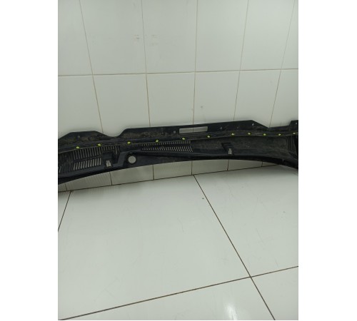 Жабо (решетка) под лобовое стекло