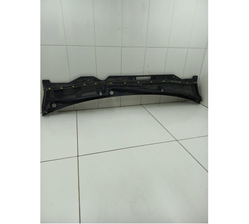 Жабо (решетка) под лобовое стекло