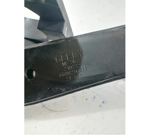 Педаль тормоза