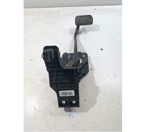 Педаль тормоза