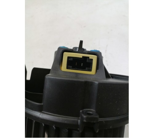 Моторчик отопителя печки