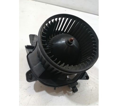 Моторчик отопителя печки