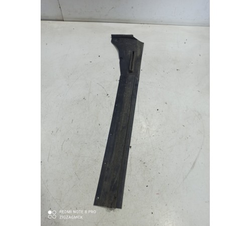 Уплотнитель двери(задний левый)