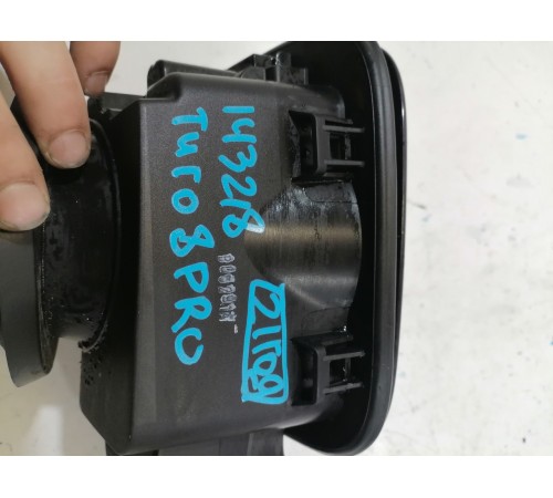 Лючок топливного бака